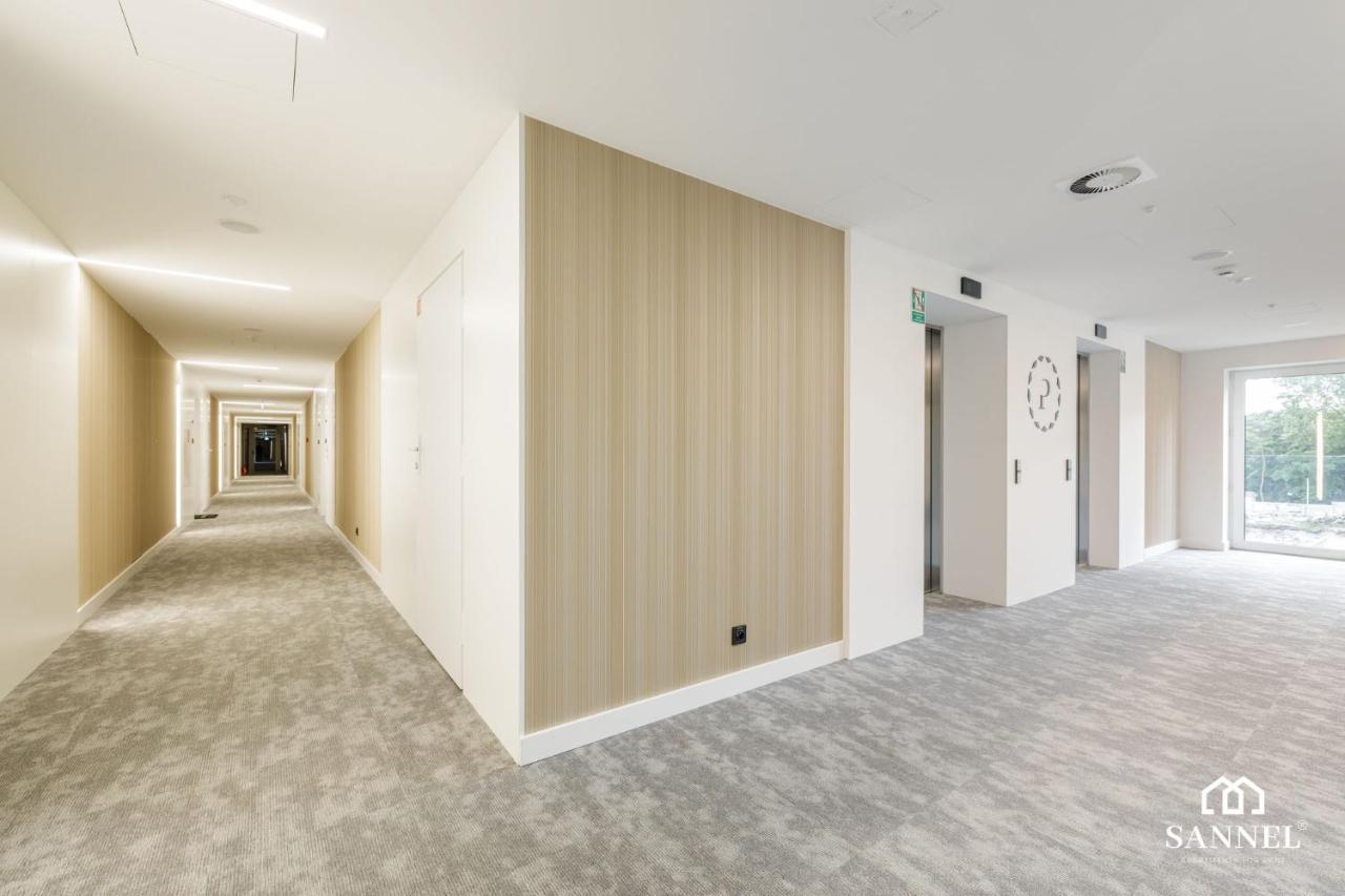 Apartament Golden Sand Z Dostepem Do Basenow,Jacuzzi,Strefy Saun- Pinea Apartments Pobierowo-Sannel Apartments For Rent Esterno foto